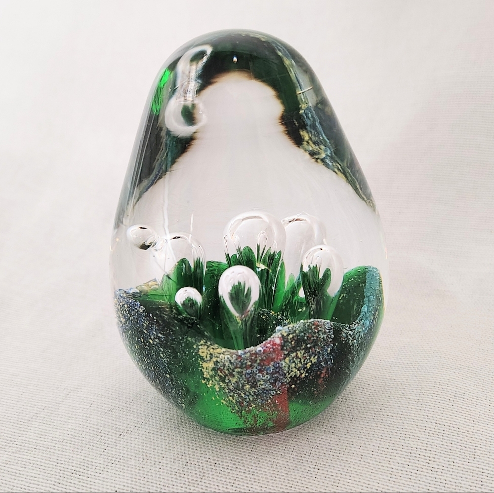 Sea Bubbles Glass Paperweight Egg Shape Green & Clear